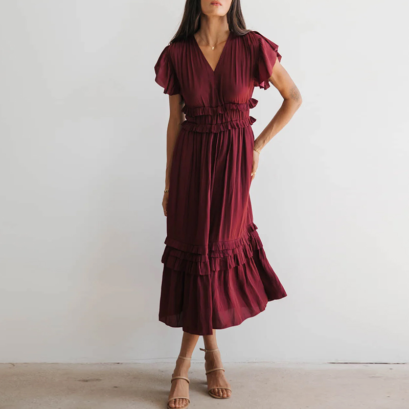 hongfeng’s ruffle dress adds a graceful touch with delicate ruffles and flattering fit.